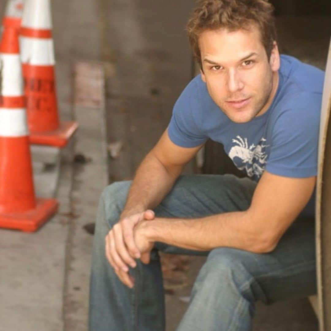 デイン・クックさんのインスタグラム写真 - (デイン・クックInstagram)「Here’s a #tbt to 2001 in #LosAngeles when I was doing a photoshoot. As you can see by the orange cones the town was already trying to dissuade me from entering but I’ve always made sure I have blueprints of any location I’m about to invade as to best plan my infiltration. Little did I know the cones were just there to prevent people from falling off a crumbling sidewalk and ultimately no one gave a shit about me, my full head of hair, my powerful chest, my futureseeing abilities, my best fucking grilled cheese you’ve ever had making motherfuckerness.  I’m rambling but within these words is my story, which is now our story which means this is about you as much as it is me.  Good day.」7月19日 5時33分 - danecook