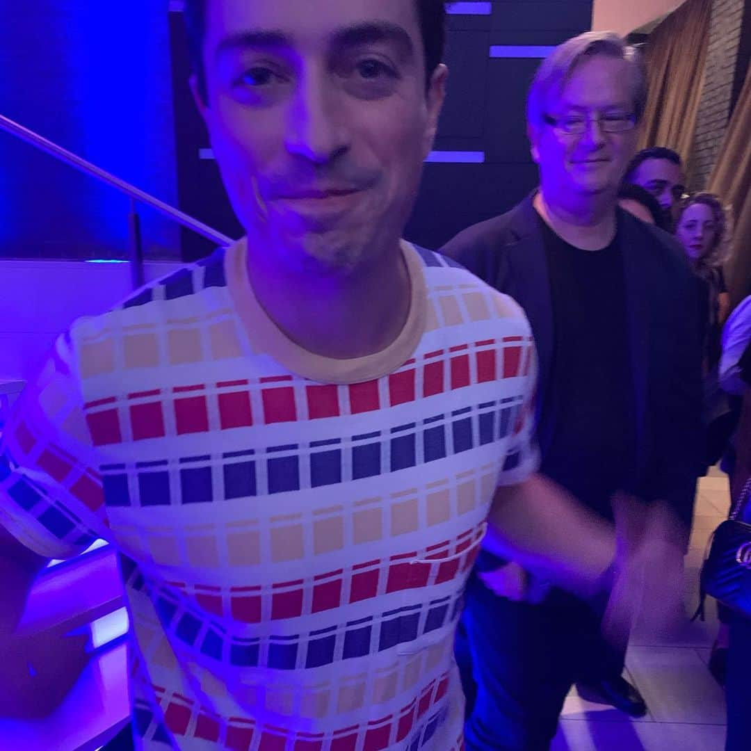 コルトン・ダンさんのインスタグラム写真 - (コルトン・ダンInstagram)「Alright #superstore fans let’s have fun with #BensStupidShirt! Tweet it, gram it, TikTok it!」7月19日 5時56分 - captdope