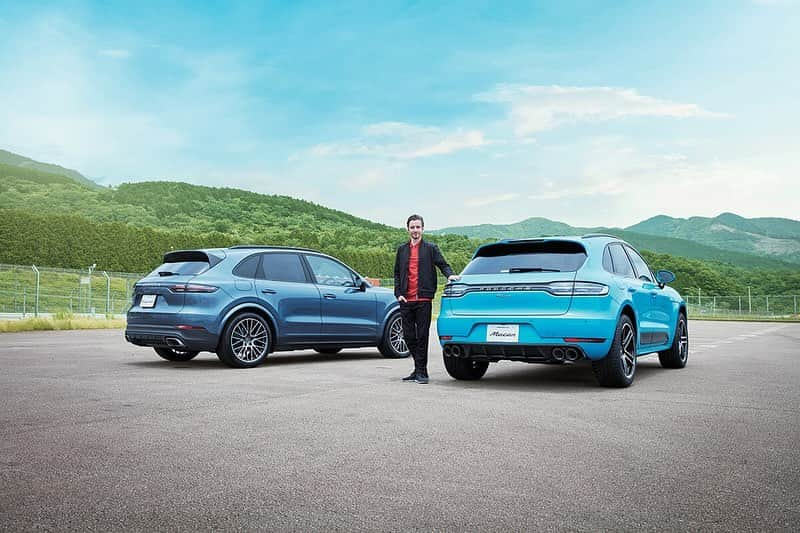 Porsche Japanさんのインスタグラム写真 - (Porsche JapanInstagram)「行楽シーズンの景色は、 新しいポルシェと共に。 Porsche SUV Midsummer Collection をポルシェ正規販売店にて開催。8月3日(土) – 4日(日)の特別な2日間。新型マカン、カイエンを、ぜひこの機会に。  また、新型マカン、カイエンの魅力溢れるスペシャルサイトでポルシェドライビングアスリートの南野 拓実選手、羽根田 卓也選手のメッセージや、試乗の際のチェックポイントを紹介するムービーも公開中。  詳細はプロフィールのリンクから。  #ThenewMacan #ChooseThriling #Cayenne #SportscarTogether」7月19日 18時34分 - porsche_japan