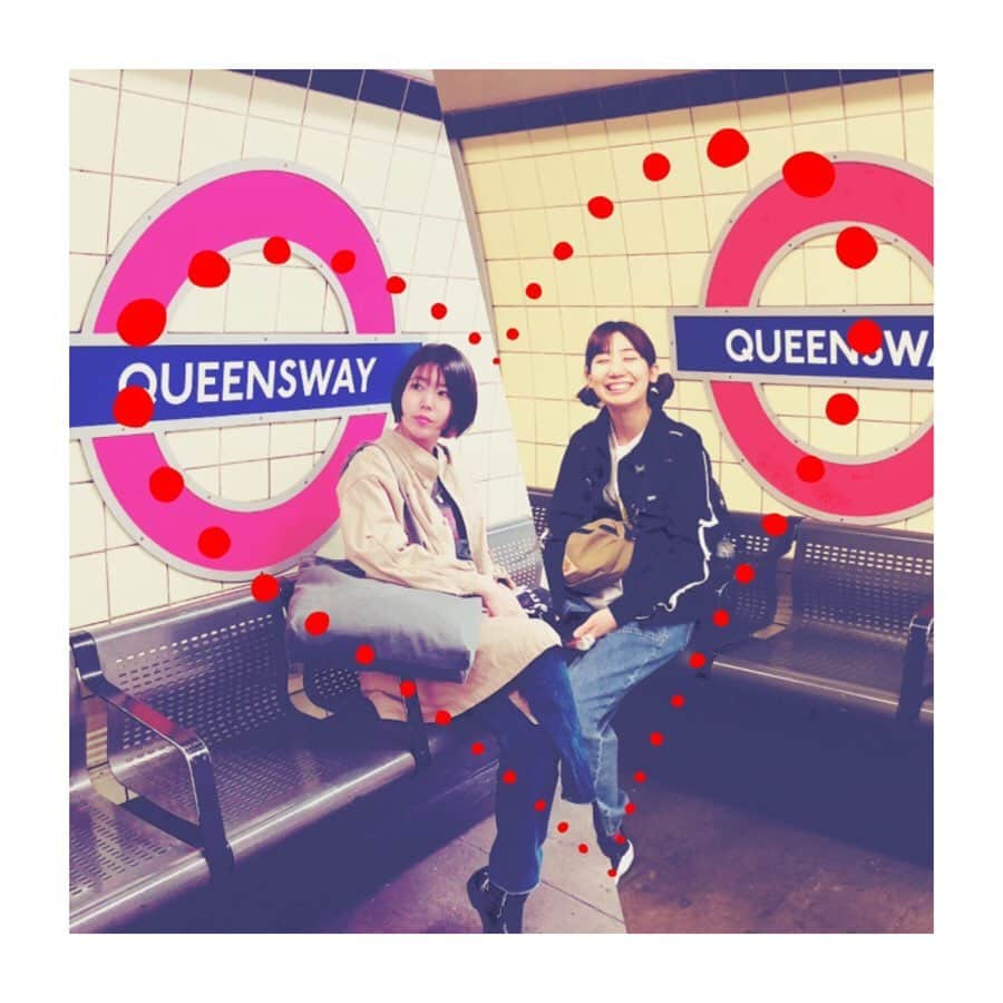 石橋穂乃香のインスタグラム：「私がパリに行っていた一ヶ月の期間、たまたま丸々ねもしゅーのロンドン留学とかぶっておりまして。2人であらゆる冒険をしました。(ただの旅行)  そんでねもしゅーにこんなん呼んで頂きましたので、お時間とご興味ある方は是非🥰  ただただ2人で旅の思い出語る会です。  根本宗子の面談室 VOL.38 面談室番外編 根本宗子6月の旅の報告会  7/25（木）18:30開場／19:30開演 会場：新宿　ロフトプラスワン ゲスト：石橋穂乃香 前売：2500円  #根本宗子 #ロフトプラスワン」