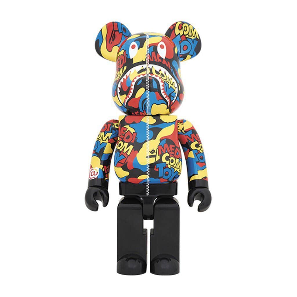 HYPEBEASTさんのインスタグラム写真 - (HYPEBEASTInstagram)「#hypeAF: @medicom_toy and @bape_japan have unveiled a new Camo Shark iteration of the BE@RBRICK. Doused in red, blue and yellow, prints of both brand logos and a white zipper runs from the top of the head to the bottom of the torso, depicting BAPE’s iconic shark hoodie. The figure’s head is also emblazoned with eyes and jagged teeth, while the lower half of the body holds a clean glossy black finish. It will be available at @falcontoy’s 2019 exhibition on July 20 as well as at Medicom Toy’s web store on August 3 in sizes of 100%, 400% and 1000% for $18, $92 and $554 USD respectively. Photo: Medicom Toy」7月19日 18時29分 - hypebeast