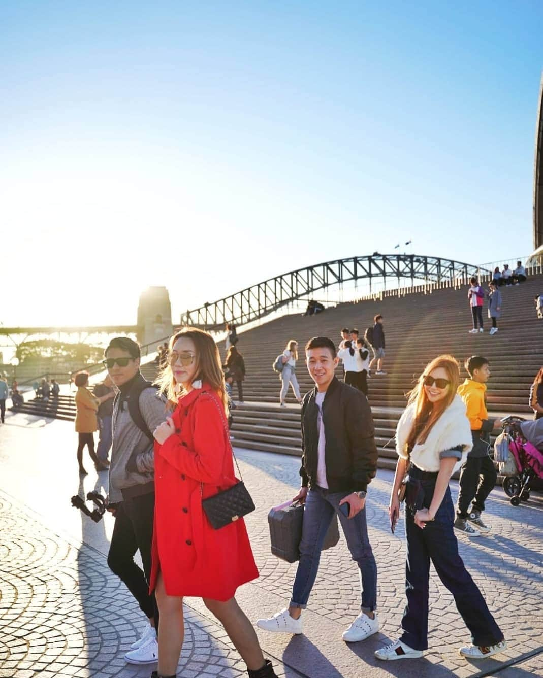 Nicole Chenさんのインスタグラム写真 - (Nicole ChenInstagram)「Hey sydney! So fun! Cant wait to see you all at @opmsydney tonight with @celestechen @thisismarkw and with the amazing videographer  @joshsgarano and photographer @magic_mic」7月19日 17時07分 - nicolechen.tv