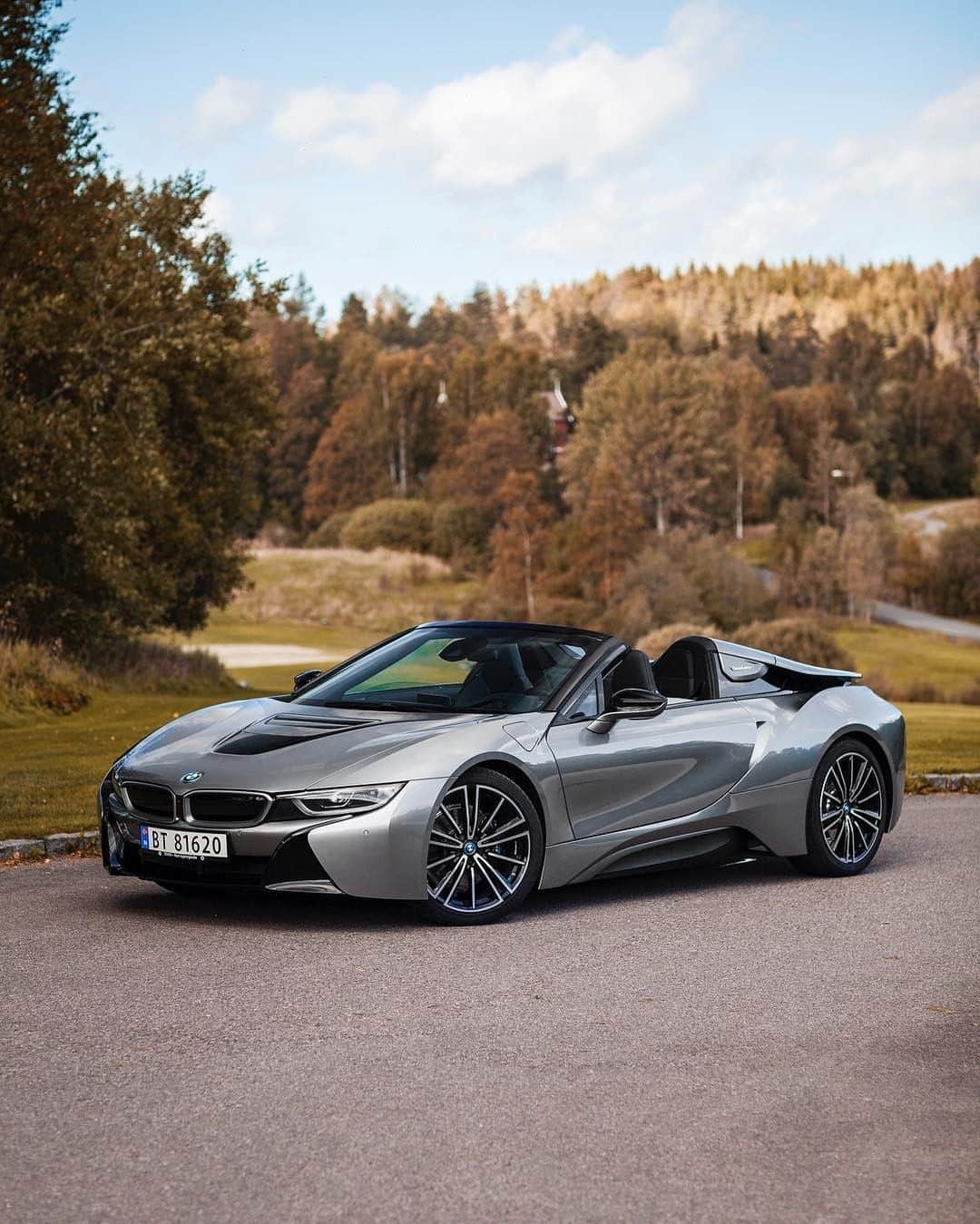 BMWのインスタグラム：「Power and joy are coded in the core. The BMW i8 Roadster.  #THEi8 #BMWi8 #BMWi #BMWrepost @gorg_f34 __ BMW i8 Roadster: Energy consumption in kWh/100 km (combined): 14.5. Fuel consumption in l/100 km (combined): 2.0. CO2 emissions in g/km (combined): 46. The values of fuel consumptions, CO2 emissions and energy consumptions shown were determined according to the European Regulation (EC) 715/2007 in the version applicable at the time of type approval. The figures refer to a vehicle with basic configuration in Germany and the range shown considers optional equipment and the different size of wheels and tires available on the selected model. The values of the vehicles are already based on the new WLTP regulation and are translated back into NEDC-equivalent values in order to ensure the comparison between the vehicles. [With respect to these vehicles, for vehicle related taxes or other duties based (at least inter alia) on CO2-emissions the CO2 values may differ to the values stated here.] The CO2 efficiency specifications are determined according to Directive 1999/94/EC and the European Regulation in its current version applicable. The values shown are based on the fuel consumption, CO2 values and energy consumptions according to the NEDC cycle for the classification. For further information about the official fuel consumption and the specific CO2 emission of new passenger cars can be taken out of the „handbook of fuel consumption, the CO2 emission and power consumption of new passenger cars“, which is available at all selling points and at https://www.dat.de/angebote/verlagsprodukte/leitfaden-kraftstoffverbrauch.html.」