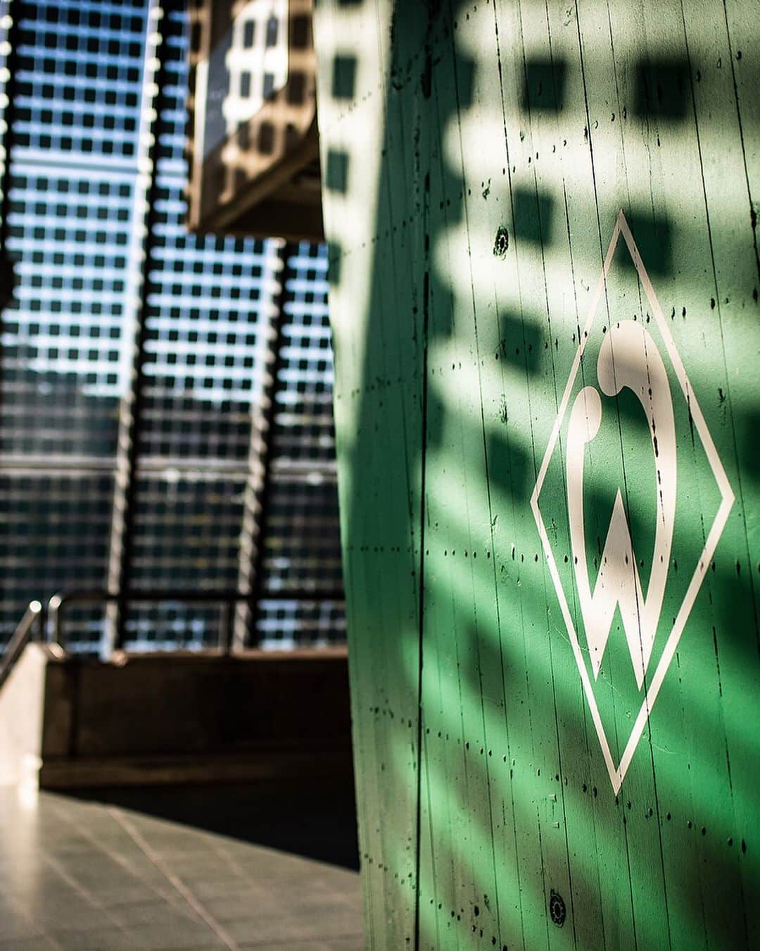 UMBROさんのインスタグラム写真 - (UMBROInstagram)「The new @werderbremen third kit for 2019/20 is here! The pattern on the shirt is taken from the shadows that sunlight casts through the solar grid of Bremen's wohninvest WESERSTADION. Swipe to the side to see all the details. . . . #umbro #umbrofootball #Werder #football #footballshirts #footballkits #soccer #soccerjerseys #classicfootballshirts #bepartofit」7月19日 17時01分 - umbro