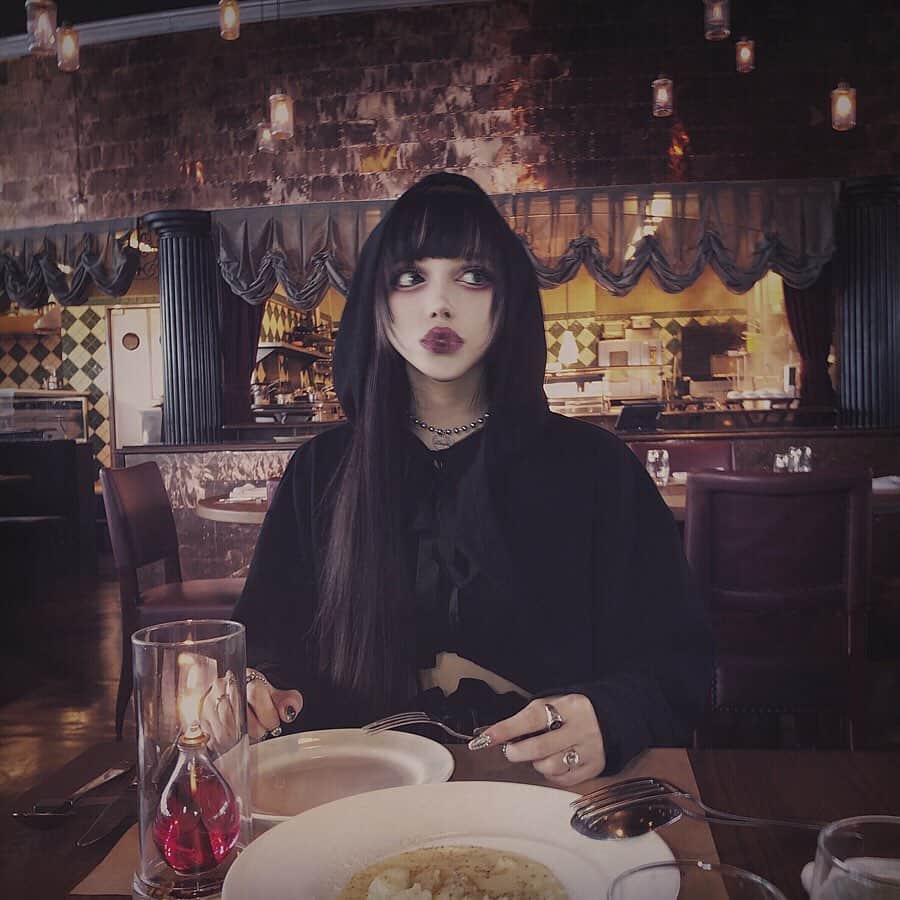 chiiiiiのインスタグラム：「🧙🏻‍♀️🍴🧙🏻‍♂️」