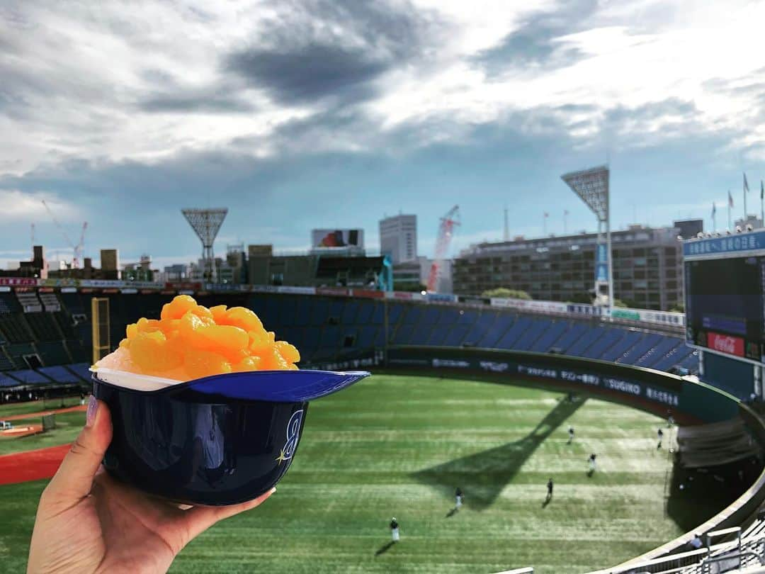 TBS「TBS野球班」さんのインスタグラム写真 - (TBS「TBS野球班」Instagram)「ハマスタ夏到来へ！！！🍧 DeNA先発の平良拳太郎投手は 対中日戦過去6試合負けなし！⚾️ 対する8連勝中の中日先発は 今季10勝目を狙う柳裕也投手⚾️ ハマスタで見る 柳投手と筒香選手と乙坂選手の 横浜高校OB対決に注目です‼️ この後ごご5時55分〜TBSチャンネル2で 横浜DeNAベイスターズvs中日ドラゴンズとの一戦を佐々木主浩さんの解説でお伝えします。  #TBS #平良拳太郎選手 #柳裕也選手 #横浜DeNAベイスターズ #中日ドラゴンズ #佐々木主浩さん #小笠原亘アナウンサー #土井敏之アナウンサー #ハマスタ #横浜スタジアム #みかん氷 #🍊 #東京オリンピック #tokyo2020」7月19日 17時23分 - tbsbaseball