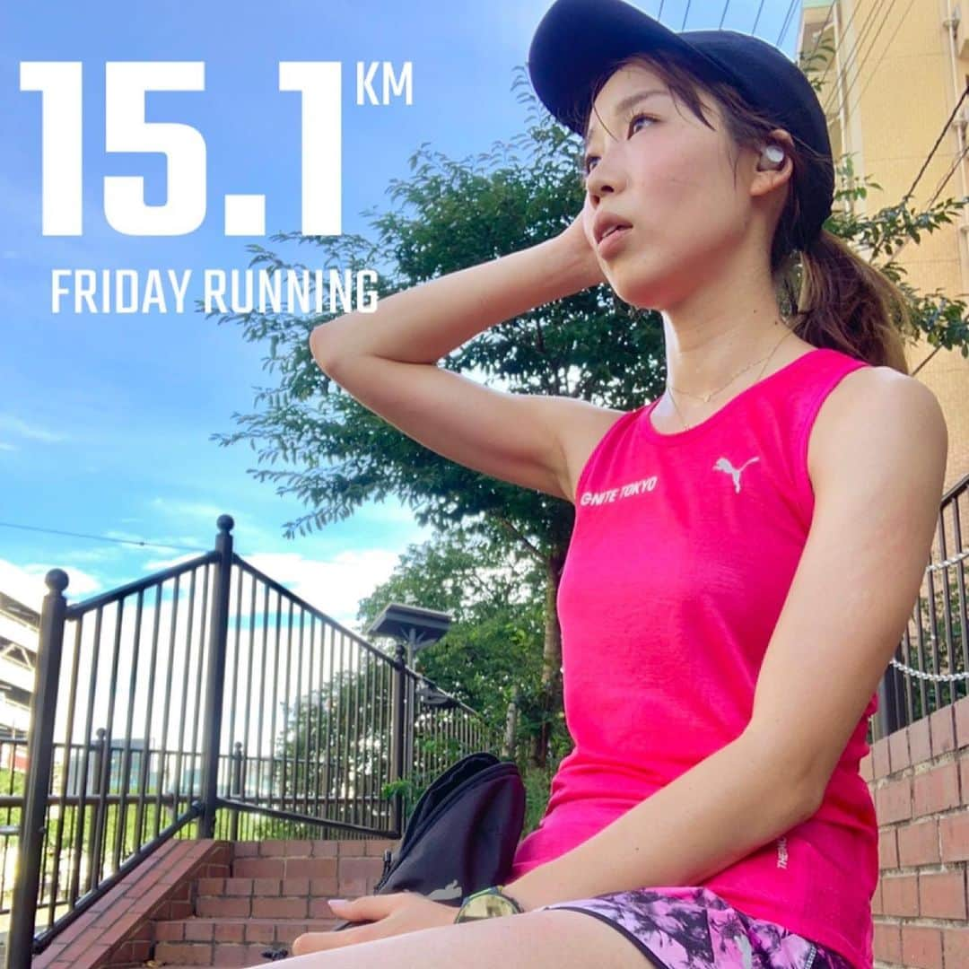 中橋舞さんのインスタグラム写真 - (中橋舞Instagram)「. 昼ラン🏃‍♀️ 久しぶりのお天気に走るぞー！って出発したものの... 完全に走る時間と距離を間違えて フラフラ🥵 . . ゆっくり走ったけどお昼はダメだ🙅‍♀️ 暑すぎる！こりゃ倒れてまう。ムリは禁物！ . . 横浜のマリンアンドウォークのソーダ❤️フルーツソーダがお気に入りで、いくとよく飲む🥤💞 . . なんと会員登録で500円びきしてくれて40円で飲めちゃった❤️w. 中のオレンジも食べて🍊暑い中のいい補給になった☺️ . . 帰ってからも三ツ矢サイダー❤️サイダーが大人になってから好きになった✨完全にお酒のシュワシュワのおかげだ #まいrun #runnin #run #ランニング女子 #ランニング #puma #ignitetokyo  #runforfun #runlife #走るひと」7月19日 18時01分 - mai_nakahashi