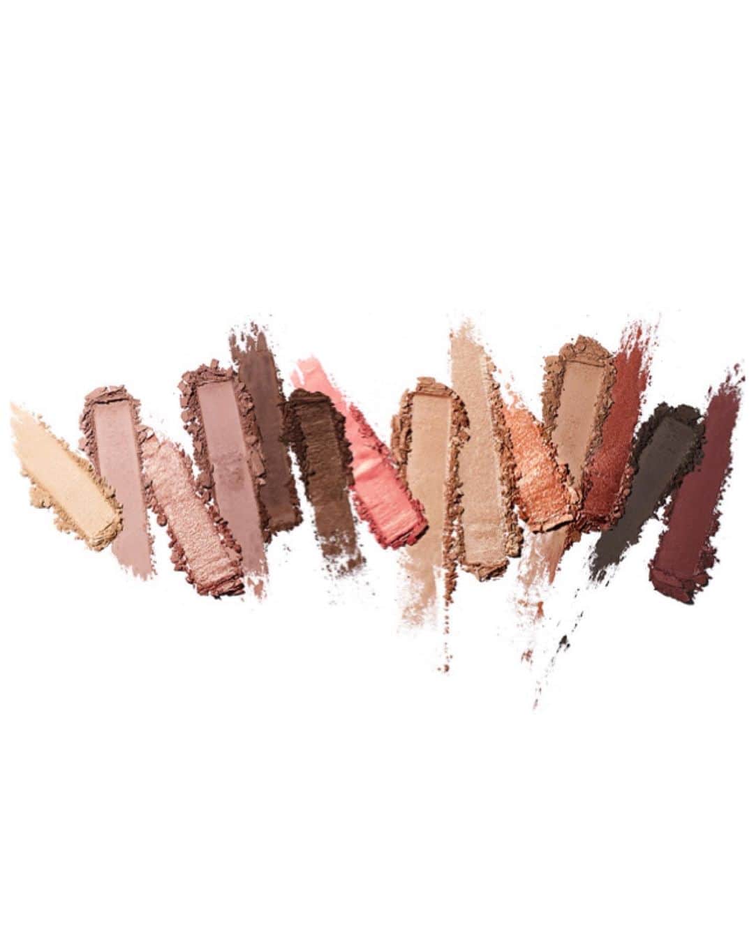 M∙A∙C Cosmetics Japanさんのインスタグラム写真 - (M∙A∙C Cosmetics JapanInstagram)「⠀ 夏の限定キット登場❤ ⠀ 12色のアイシャドウ、コーラルチークとゴールデンピーチのフェイスパウダーでKAWAIIルックを手に入れて✨ ⠀ カラーとテクスチャーはスワイプしてチェック👉 ⠀ ⠀ #MACUpCloseandPersonal #MACアップクローズアンドパーソナル ⠀ *7/19(金) 一部店舗限定発売 *7/16(火) 公式オンラインショップ先行発売 ⠀ ⠀ DESIGN: M·A·C ARTIST RINO KASAI @rino416⠀@macprotokyo PHOTO: @takaki_iwata ⠀ ⠀ ⠀ ⠀ ⠀ #MACCosmeticsJapan #MACコスメ #MACCosmetics #MAC #コスメ #メイク #アイシャドウ #チーク #フェイスパウダー #アイメイク #アイシャドウ #MACアイ #トレンドメイク #限定」7月19日 18時14分 - maccosmeticsjapan