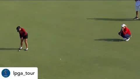 モリヤ・ジュタヌガーンのインスタグラム：「#momoriya  Posted @withrepost • @lpga_tour Moriya with the 🐥, Ariya with the celebration! 🤗  @mayariya | @mo_moriya #mayariya #momoriya #teamUP (teamM&M) ในที่สุดก็พัตลง..🤣🤣」