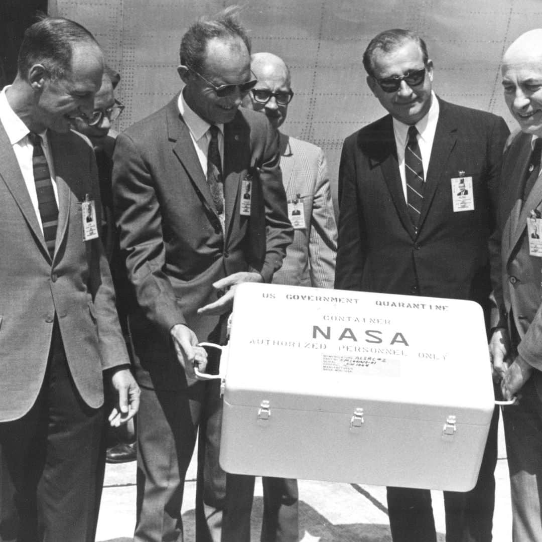 NASAさんのインスタグラム写真 - (NASAInstagram)「The Apollo 11 crewmembers were welcomed home as the only Earthlings who had touched another land as they splashed down in the Pacific Ocean on July 24, 1969. After greeting their families and President Richard Nixon from their quarantine unit, they were paraded through the streets of Houston, and their souvenirs of more than 47 pounds of moon rocks were prepared for further research.  Credit: NASA  #NASA #spaceflight #space #Apollo50th #ThrowbackThursday #TBT」7月19日 10時12分 - nasa