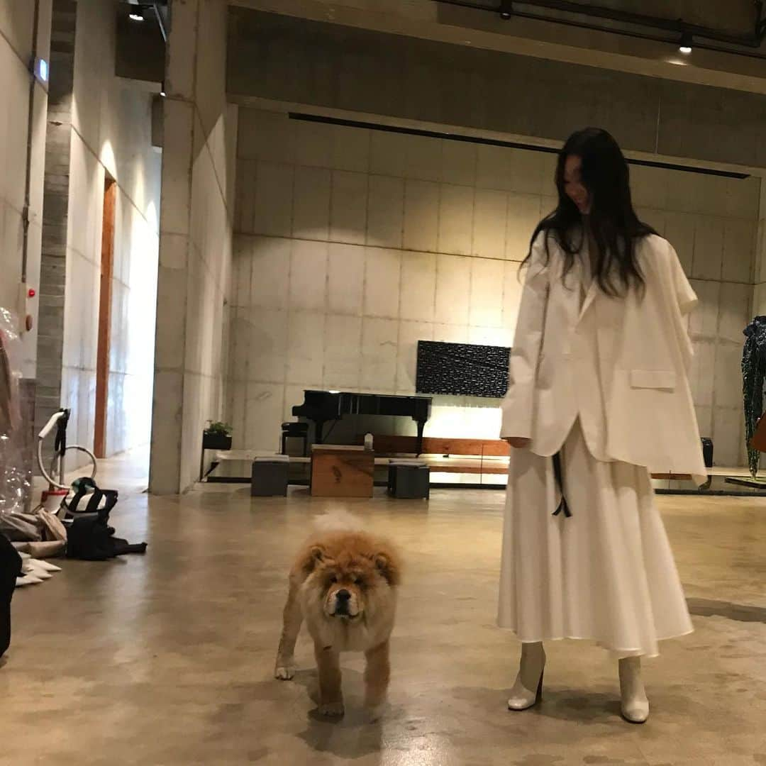 ペ・ユニョンさんのインスタグラム写真 - (ペ・ユニョンInstagram)「순진이 🖤」7月19日 12時10分 - mulan_bae