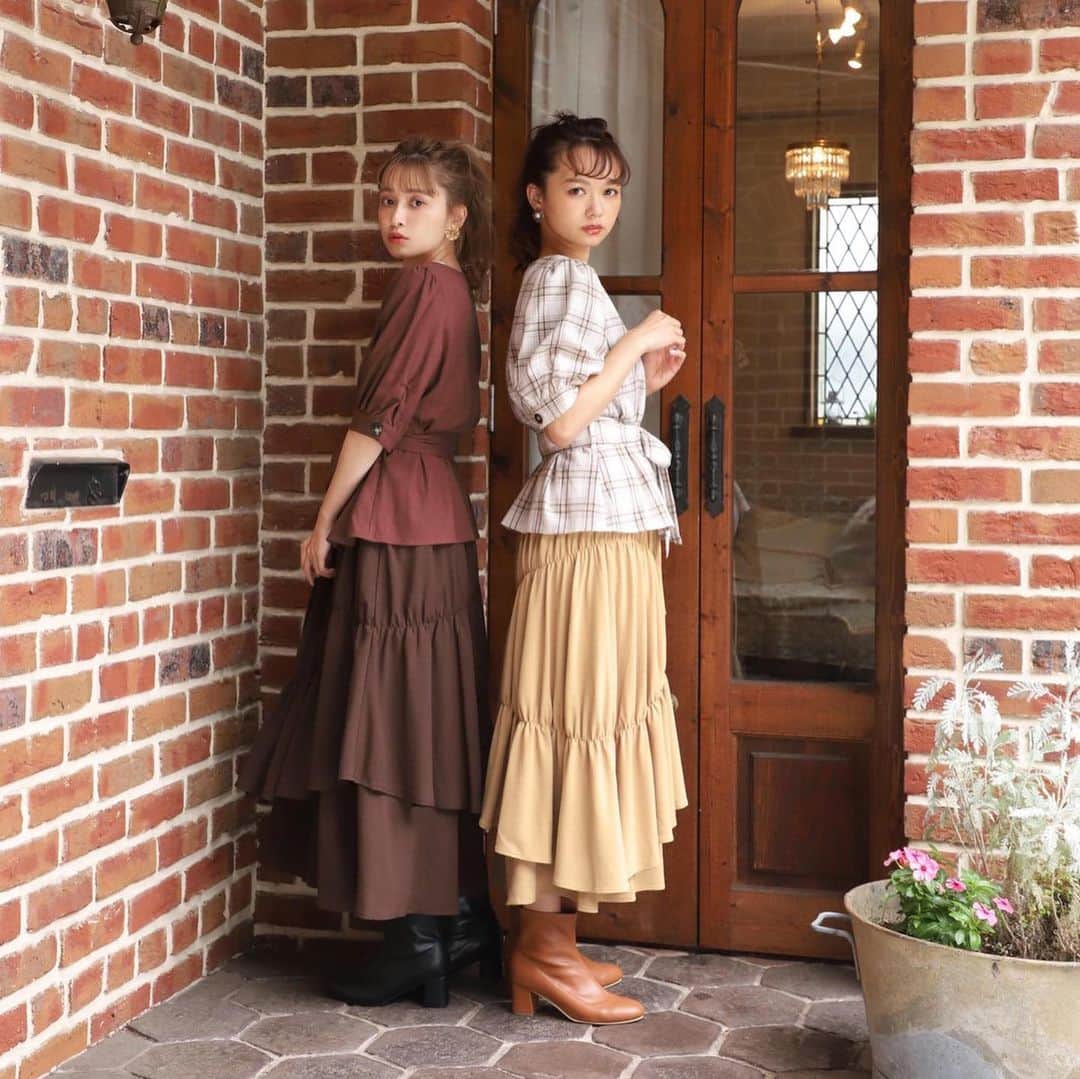 one after another NICECLAUPさんのインスタグラム写真 - (one after another NICECLAUPInstagram)「ㅤㅤㅤㅤㅤㅤㅤㅤㅤㅤㅤㅤㅤ  ㅤㅤㅤㅤㅤㅤㅤㅤㅤㅤㅤㅤㅤ 【7/29〜SET FAIR開催】 【7/19 21:00〜WEB先行予約スタート🥀💓】 ㅤㅤㅤㅤㅤㅤㅤㅤㅤㅤㅤㅤㅤ  この秋 マストでおさえておきたい 8大アイテムがナイスクラップから登場♥︎ ㅤㅤㅤㅤㅤㅤㅤㅤㅤㅤㅤㅤㅤ  対象の Tops×Bottoms=¥9,000+tax ㅤㅤㅤㅤㅤㅤㅤㅤㅤㅤㅤㅤㅤ ﻿詳細は﻿﻿﻿﻿﻿ 公式通販サイトにて後ほど公開☺︎﻿﻿﻿﻿﻿﻿﻿ ㅤㅤㅤㅤㅤㅤㅤㅤㅤㅤㅤㅤㅤ﻿﻿﻿﻿﻿﻿﻿﻿﻿ ﻿﻿﻿﻿﻿﻿﻿﻿﻿﻿﻿﻿﻿﻿ ㅤㅤㅤㅤㅤㅤㅤㅤㅤㅤㅤㅤㅤ﻿﻿﻿﻿﻿﻿﻿﻿﻿﻿﻿ プロフィール欄のURLから❤︎﻿﻿﻿﻿﻿﻿﻿﻿﻿﻿﻿﻿﻿﻿﻿﻿﻿﻿﻿ @niceclaup_official_﻿﻿﻿﻿﻿﻿﻿﻿﻿﻿﻿﻿﻿ ㅤㅤㅤㅤㅤㅤㅤㅤㅤㅤㅤㅤㅤ﻿﻿﻿﻿﻿﻿﻿﻿﻿﻿﻿﻿﻿ ﻿﻿ㅤㅤㅤㅤㅤㅤㅤㅤㅤㅤㅤㅤㅤ﻿﻿﻿﻿﻿﻿﻿﻿﻿﻿﻿ #niceclaup #niceclaup_ootd #niceclaup_2019aw  #ootd #2019aw #fashion  #ナイスクラップ ﻿#トレンド」7月19日 12時07分 - niceclaup_official_
