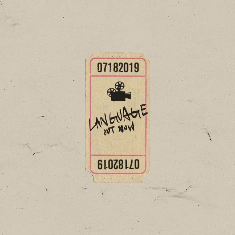トーライ・ケリーのインスタグラム：「Language out now ♥ 3 more weeeeeeks til album is here」
