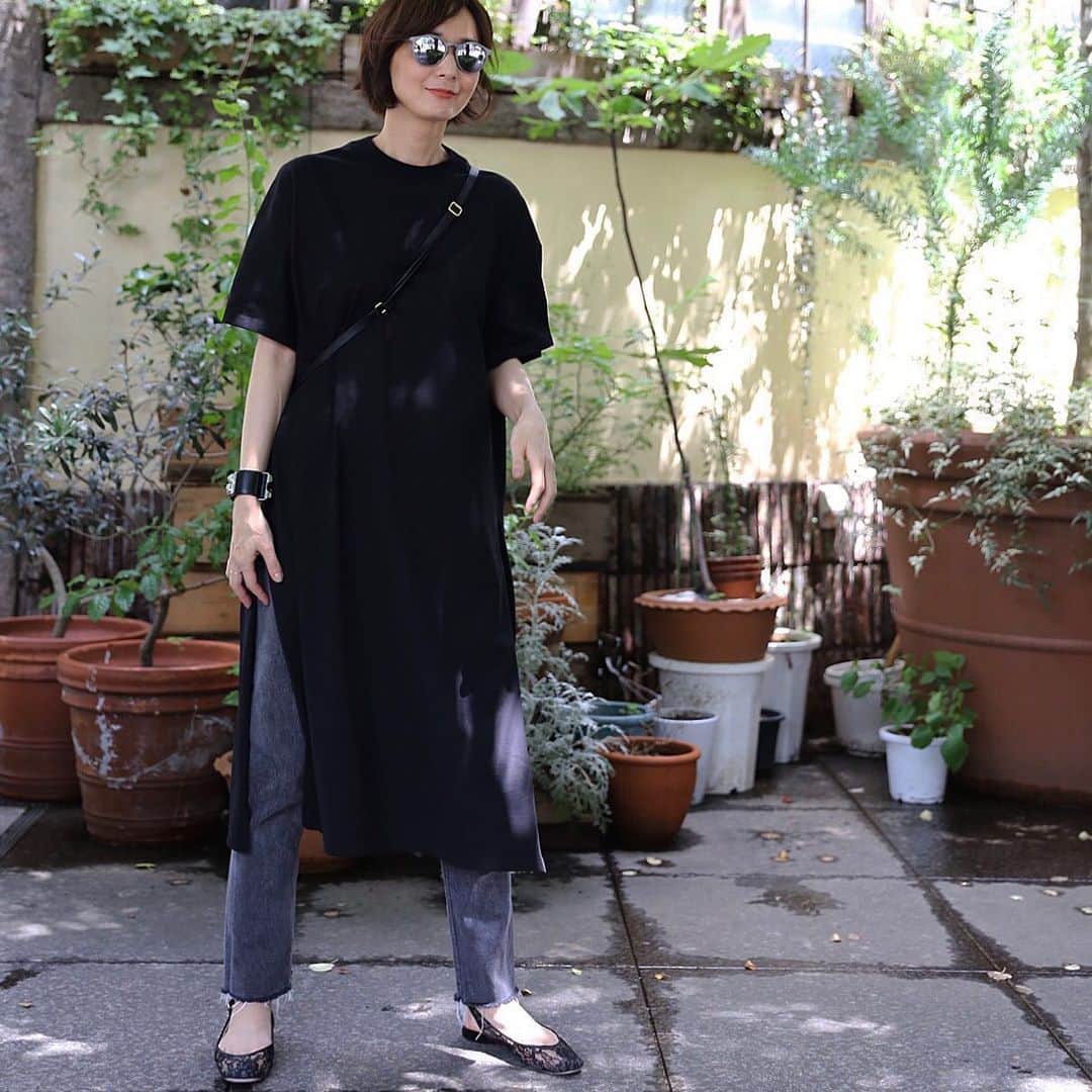 富岡佳子さんのインスタグラム写真 - (富岡佳子Instagram)「#outfit  東京は久しぶりの太陽ですね。 私服投稿も久しぶりの気がします☺︎」7月19日 13時39分 - yoshikotomioka
