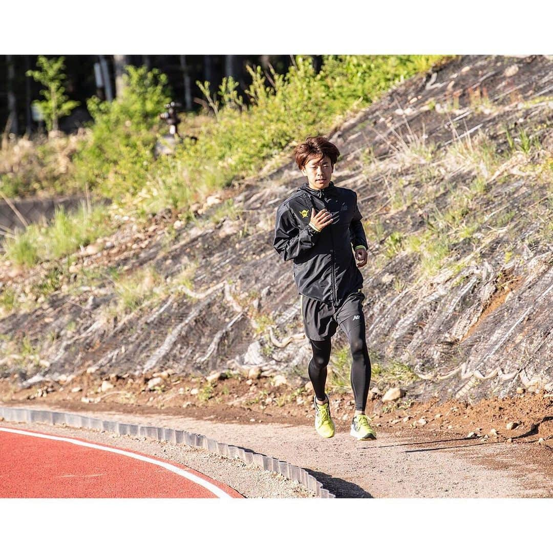 神野大地さんのインスタグラム写真 - (神野大地Instagram)「#Repost @new_balance_japan with @get_repost ・・・ 【NB Running : NB HANZO U】ニューバランス史上最も多くのランナーに支持されたシューズ「NB HANZO U」が更なる改良を重ねてアップデート。「NB HANZO U」は日本人の足のために開発された長距離用ランニングシューズ「1040」が「NB HANZO U」と名前を変え、進化を遂げました。ウルトラマラソンやフルマラソン完走を目指し、長距離をしっかりと走り切りたいと願うランナーに向けたシューズです。  #NB #newbalance #ニューバランス #NBHanzo」7月19日 14時41分 - daichi_0913