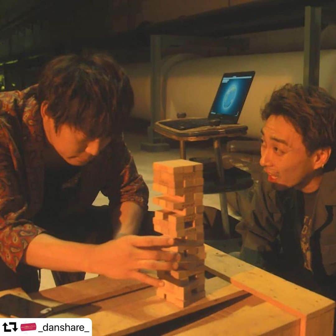 小野健斗さんのインスタグラム写真 - (小野健斗Instagram)「#repost @_danshare_ ・・・ #わたし旦那をシェアしてた ご視聴ありがとうございました✨ GYAO！で独占配信中のチェインストーリーもぜひご覧ください✨ ⛓物語のカギを握るもう一つのドラマ⛓ 3.5話「翻弄する犯罪者」  凶悪犯森雄作が…ジェンガ⁉️ 鑑識野村が大活躍‼️ 佐伯はマンゴー体操⁉️ #小池栄子 #りょう #岡本玲 #黒木啓司 #渋谷謙人 #渡辺真起子 #笠本東吾 #小野健斗 #旦シェア #GYAO #見逃し配信も📺」7月19日 15時37分 - kento_ono