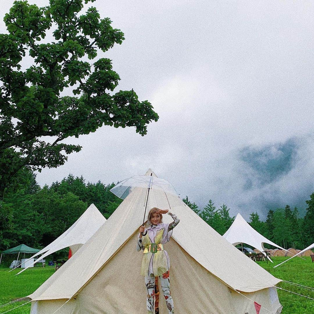 ローラさんのインスタグラム写真 - (ローラInstagram)「#KAWSHOLIDAY in Japan🇯🇵🗻 自然をいっぱい感じよう🤗🌱」7月19日 15時47分 - rolaofficial