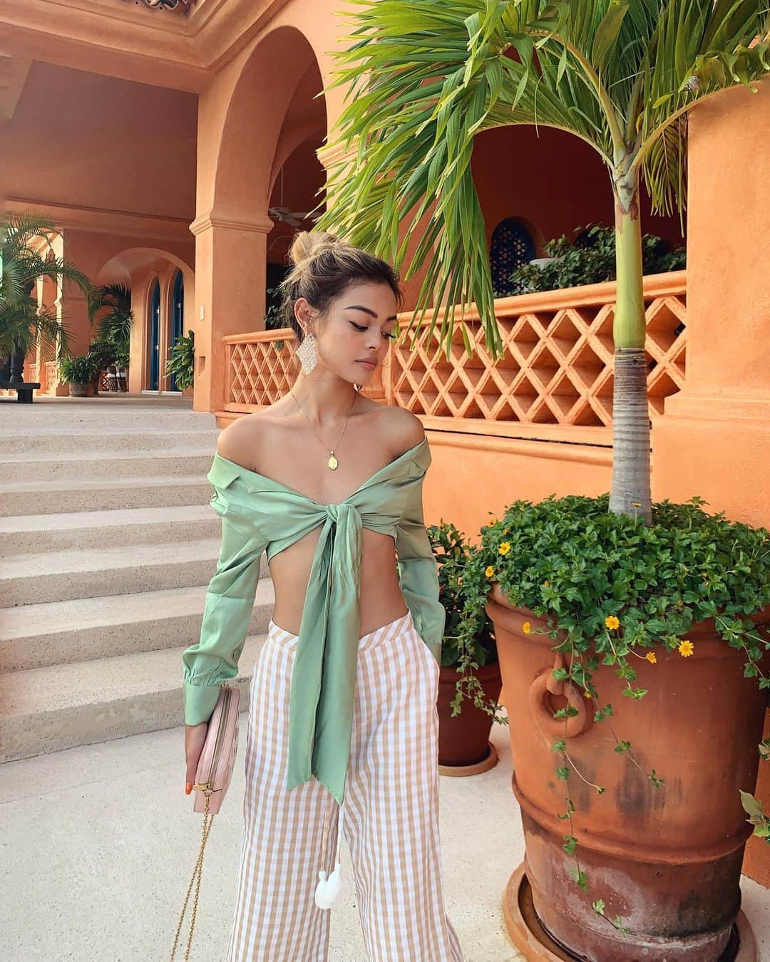 リリーマイマックさんのインスタグラム写真 - (リリーマイマックInstagram)「Caliente 🌶🔥here in Mexico for #revolvesummer @revolve @superdown」7月20日 2時29分 - lilymaymac