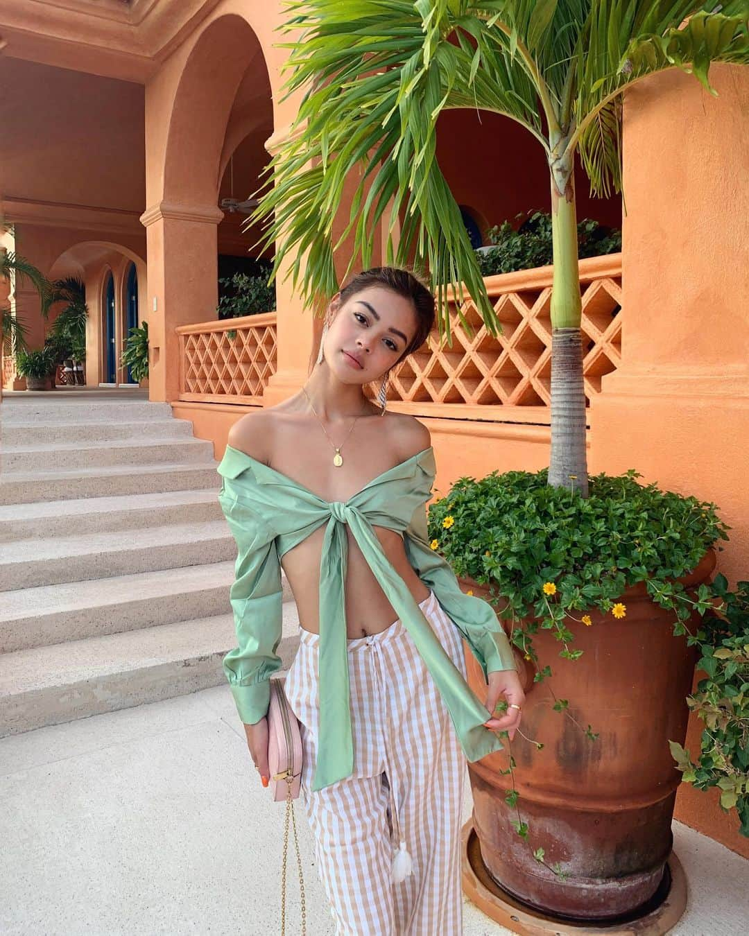 リリーマイマックさんのインスタグラム写真 - (リリーマイマックInstagram)「Caliente 🌶🔥here in Mexico for #revolvesummer @revolve @superdown」7月20日 2時29分 - lilymaymac