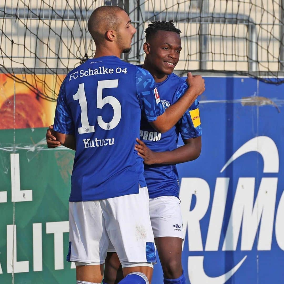 シャルケ04さんのインスタグラム写真 - (シャルケ04Instagram)「⚽️ @rabbimatondo ⚽️ . . #S04 #Knappen #Königsblau #Schalke #Matondo @rabbimatondo #Goal #Tor #🔵⚪️ #Futbol #Football #Soccer」7月20日 3時38分 - s04