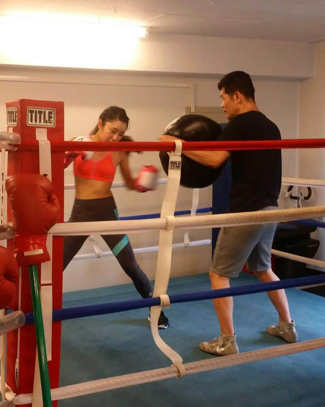 野田すみれさんのインスタグラム写真 - (野田すみれInstagram)「腰の回転大事🥊 ゴルフにも役立ちます⛳️ . . .’ @3minutecamp  #tokyo#筋肉女子#トレーニング好き#ジム#workout#トレーニング#ボクシング#ジム#パーソナルトレーニング#腹筋#美尻#体幹#麻布十番#六本木#フィットネス#シェイプアップ#汗だく#ボディメイク#筋トレ好き#ナイキ#reebok#tokyo#girl#photo#photooftheday」7月19日 19時02分 - sumire0208