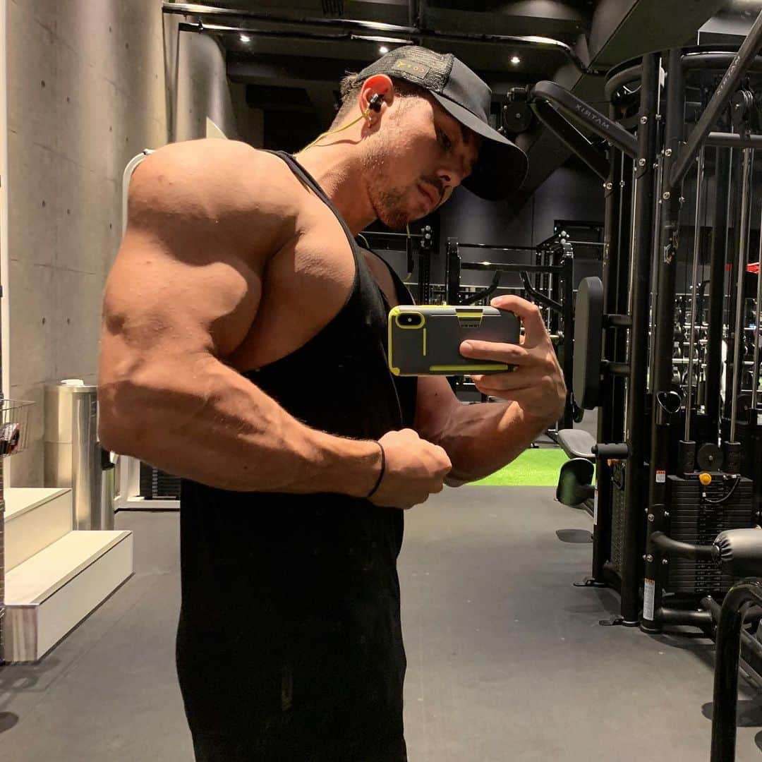 Kanekin Fitnessさんのインスタグラム写真 - (Kanekin FitnessInstagram)「Shoulder day. #gotime #WHSR」7月19日 19時13分 - kanekinfitness