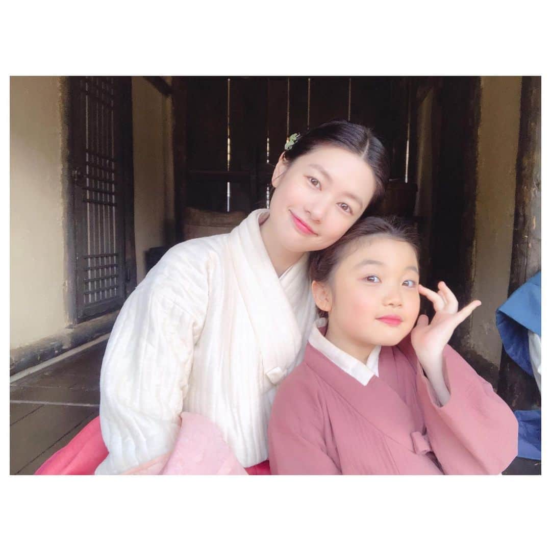 チョン・ソミンさんのインスタグラム写真 - (チョン・ソミンInstagram)「동주 알순 해원 소듕한 우리 세 식구🌷 #기방도령」7月19日 20時09分 - somin_jj