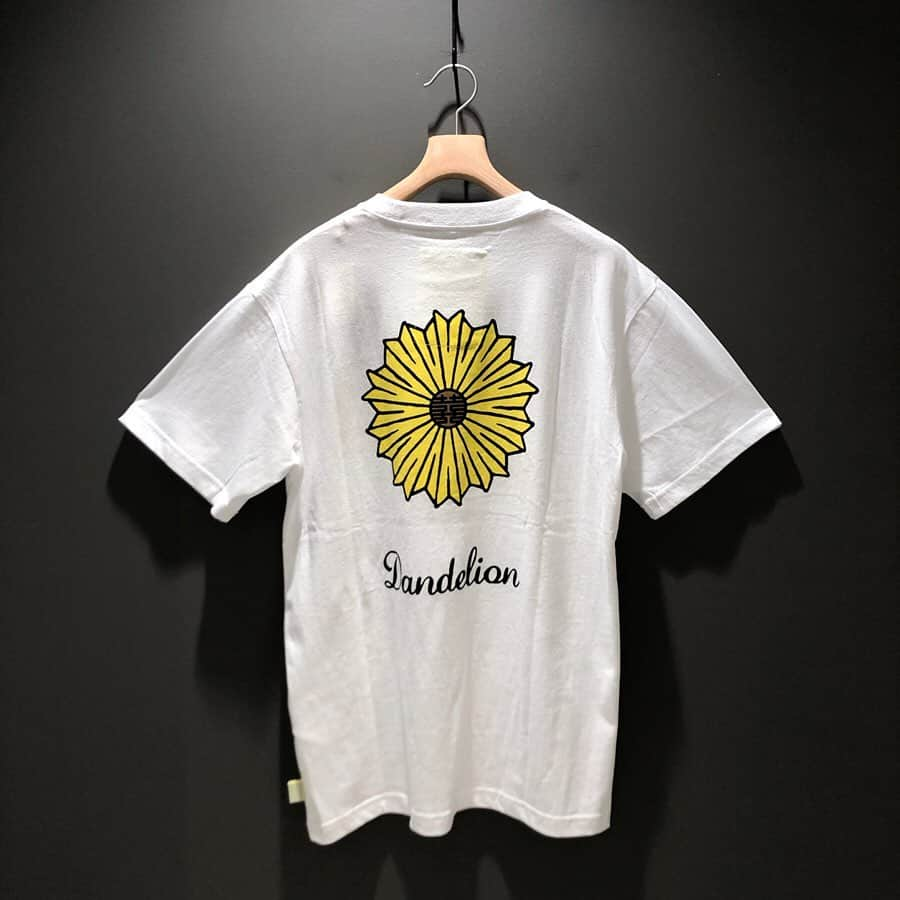 BEAMS JAPANさんのインスタグラム写真 - (BEAMS JAPANInstagram)「＜SSZ＞ Mens DANDELION TEE BEAMS JAPAN 2F @beams_japan #ssz #beams #beamssurfandsk8 #beamsjapan #beamsjapan2nd Instagram for New Arrivals Blog for Recommended Items #japan #tokyo #shinjuku #fashion #mensfashion #womensfashion #日本 #東京 #新宿 #ファッション#メンズファッション #ウィメンズファッション #ビームス #ビームスジャパン」7月19日 20時47分 - beams_japan