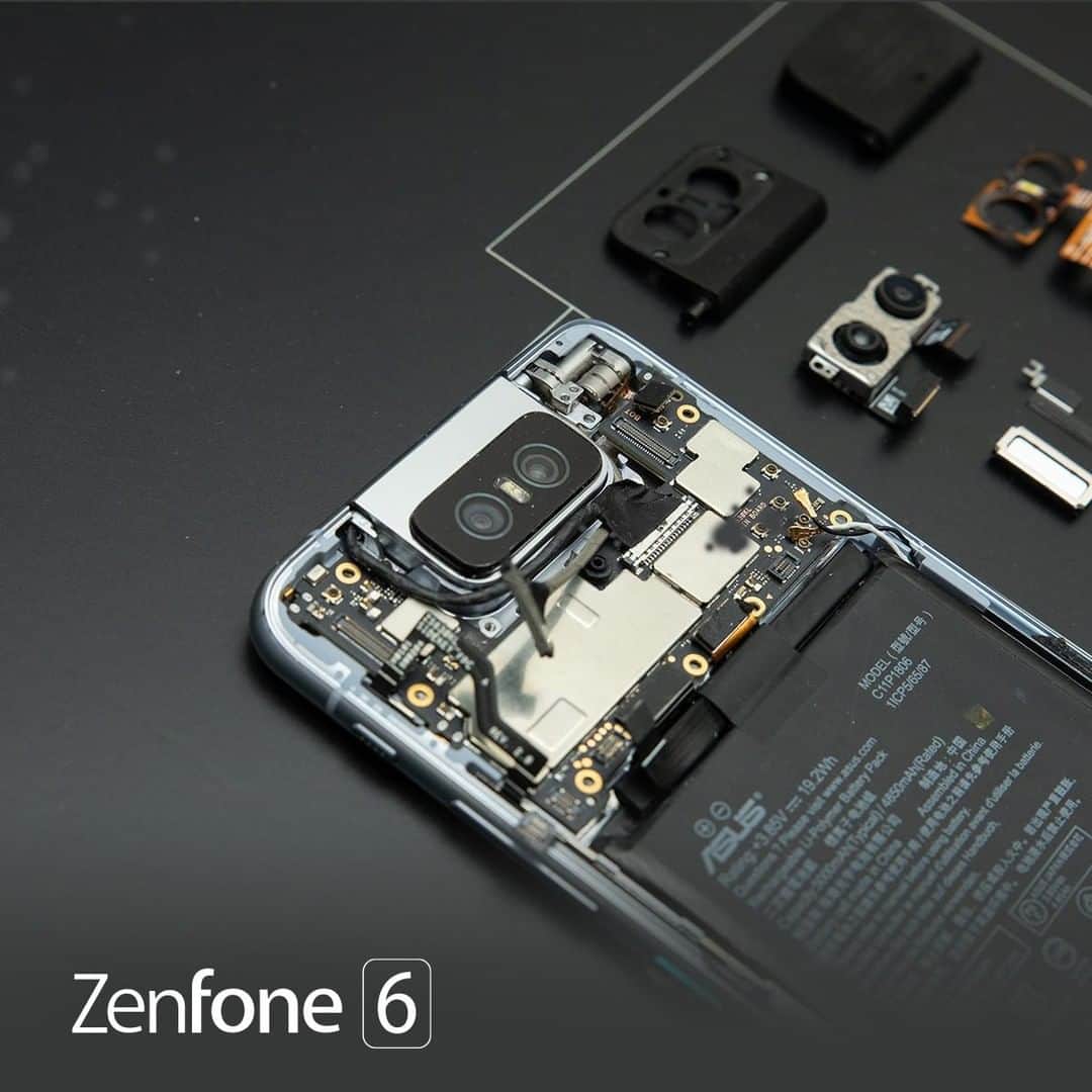 ASUSさんのインスタグラム写真 - (ASUSInstagram)「Take a closer look: you can't deny how carefully ZenFone 6 is crafted.  Every single part is created with pride.  #ZenFone6 #DefyOrdinary #AllscreenNanoEdgeDisplay  #FlipCamera #MonsterBattery #PowerfulCPU」7月19日 21時00分 - asus
