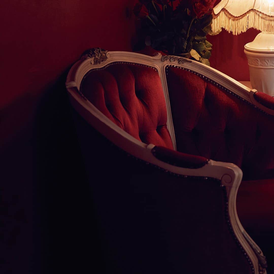 Ravijour Official Instagramさんのインスタグラム写真 - (Ravijour Official InstagramInstagram)「🥀 2019 AUTUMN COLLECTION - My Velvet Darkness - . 19秋ビジュアルを公開中。 TOPのURLからご覧ください。 . #RAVIJOUR #ラヴィジュール #Autumn #Collection」7月19日 21時12分 - ravijour_official