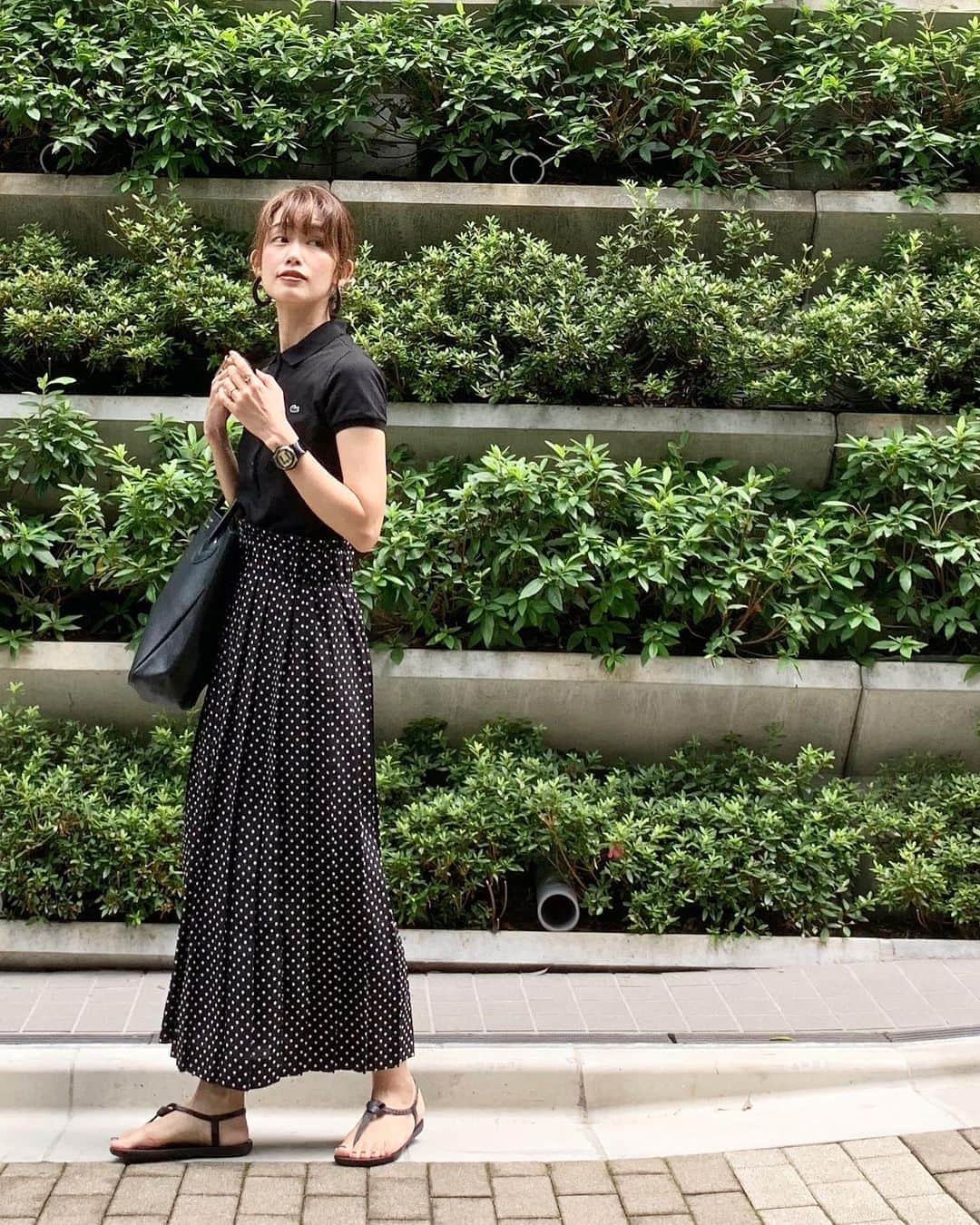 武藤京子さんのインスタグラム写真 - (武藤京子Instagram)「* 先日のお洋服 * 水玉スカート以外は 辛口で😎 * #ootd  #ポロシャツ #lacoste #ラコステ  #スカート #beautyandyouth #ビューティーアンドユース  #バッグ #youngandolsen #ヤングアンドオルセン  #靴 #ipanema #イパネマ  #ポロシャツのボタンは全部とめましたよ #ブログ更新しました  #プロフィールにブログのリンク貼ってます」7月19日 21時10分 - kyokomuto0628