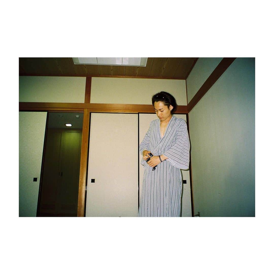 花沢将人のインスタグラム：「🎑 #焼けた日」