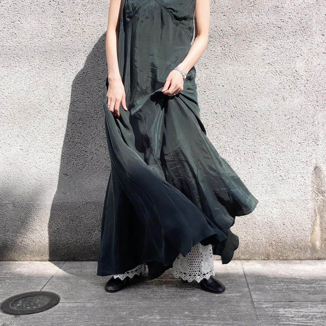 CASA FLINEさんのインスタグラム写真 - (CASA FLINEInstagram)「【Ticket for the EARTH】﻿ ¥10,000coupon present! ﻿ ﻿ dress ¥25,000 +tax﻿ ﻿ ﻿ staff 154cm﻿ ﻿ ﻿ ﻿ ﻿ ﻿ #casafline #sustainable #craftmanship #ethical  #sustainablefashion  #upcycle #reuse#sustainablemodefashion  #handmade #organic #casaflineforearth #ノースリーブロングワンピース」7月19日 21時22分 - casa_fline