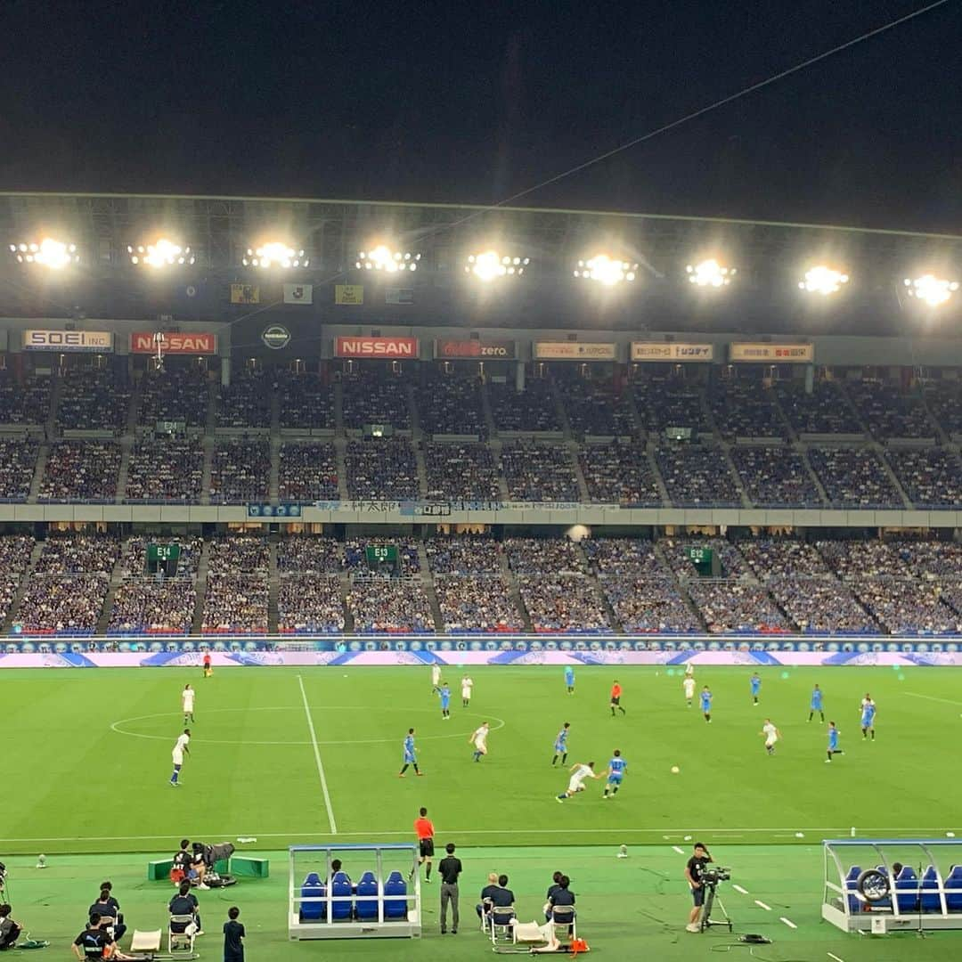 福西崇史さんのインスタグラム写真 - (福西崇史Instagram)「. 川崎F vsチェルシー⚽️ . 川崎Fは普段のJリーグと真逆の展開だったけど、粘って守備して、最後は結果を出した⚽️ 最後の憲剛はさすがだね〜 よくダミアンを見てたわ👀 . #jリーグワールドチャレンジ #川崎フロンターレ #チェルシー #ランパード監督初陣 #soccer #蒸し暑さ半端ないって #jリーグ #福西崇史 #instagood #instaphoto」7月19日 22時30分 - takashi_fukunishi