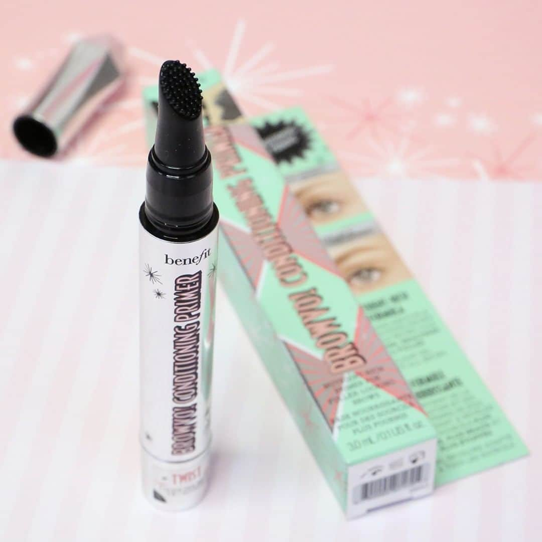 Benefit Cosmetics UKさんのインスタグラム写真 - (Benefit Cosmetics UKInstagram)「We love love love to let #browvo work its conditioning BROW magic overnight! What's your favourite way to use it?! 👇💖 #benefit #beauty #benefitbrows . . . 📷 Image Description: A browvo conditioning primer next to its box on a pink background」7月19日 22時56分 - benefitcosmeticsuk