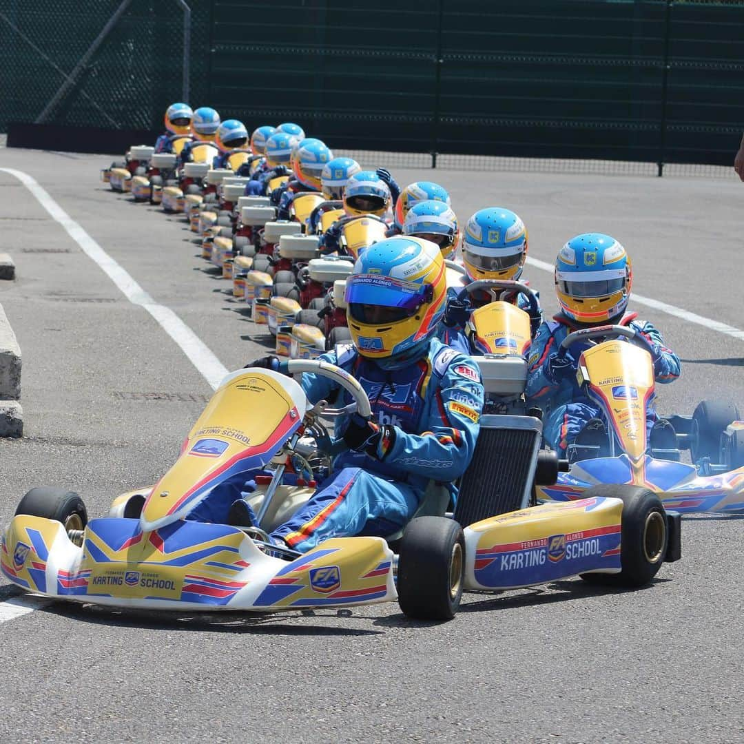 フェルナンド・アロンソさんのインスタグラム写真 - (フェルナンド・アロンソInstagram)「@circuitomuseofa . #kartingSchool #kartingCampus」7月19日 23時44分 - fernandoalo_oficial