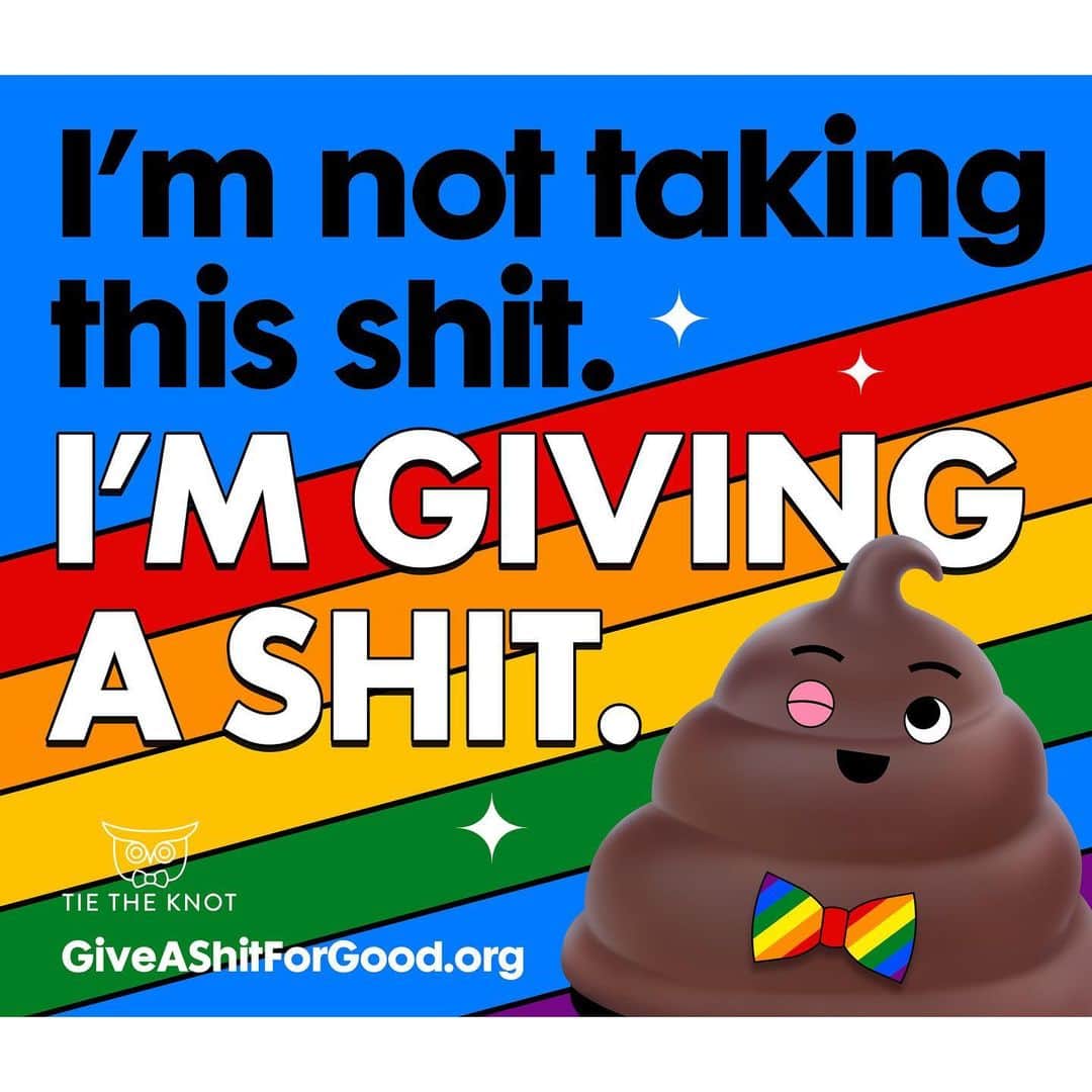 イディナ・メンゼルさんのインスタグラム写真 - (イディナ・メンゼルInstagram)「Found the best use for💩 emoji. Go give a shit for #LGBTQ+ Equality. I did. Link in bio! #giveashit @tietheknotorg」7月19日 23時57分 - idinamenzel