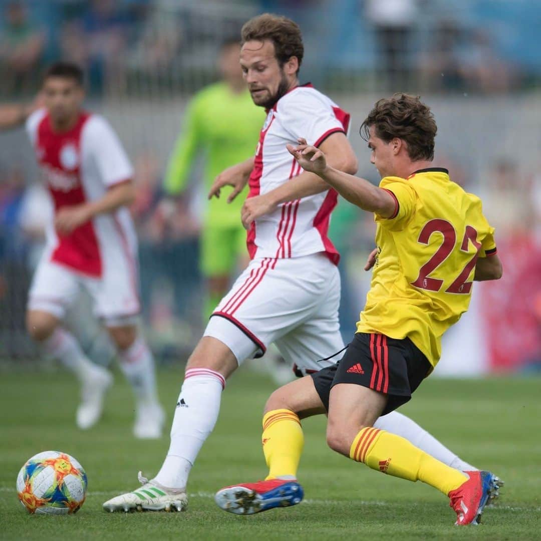 ワトフォードFCさんのインスタグラム写真 - (ワトフォードFCInstagram)「Debut against the @championsleague semi-finalists! Alright for some 😏」7月19日 23時52分 - watfordfcofficial