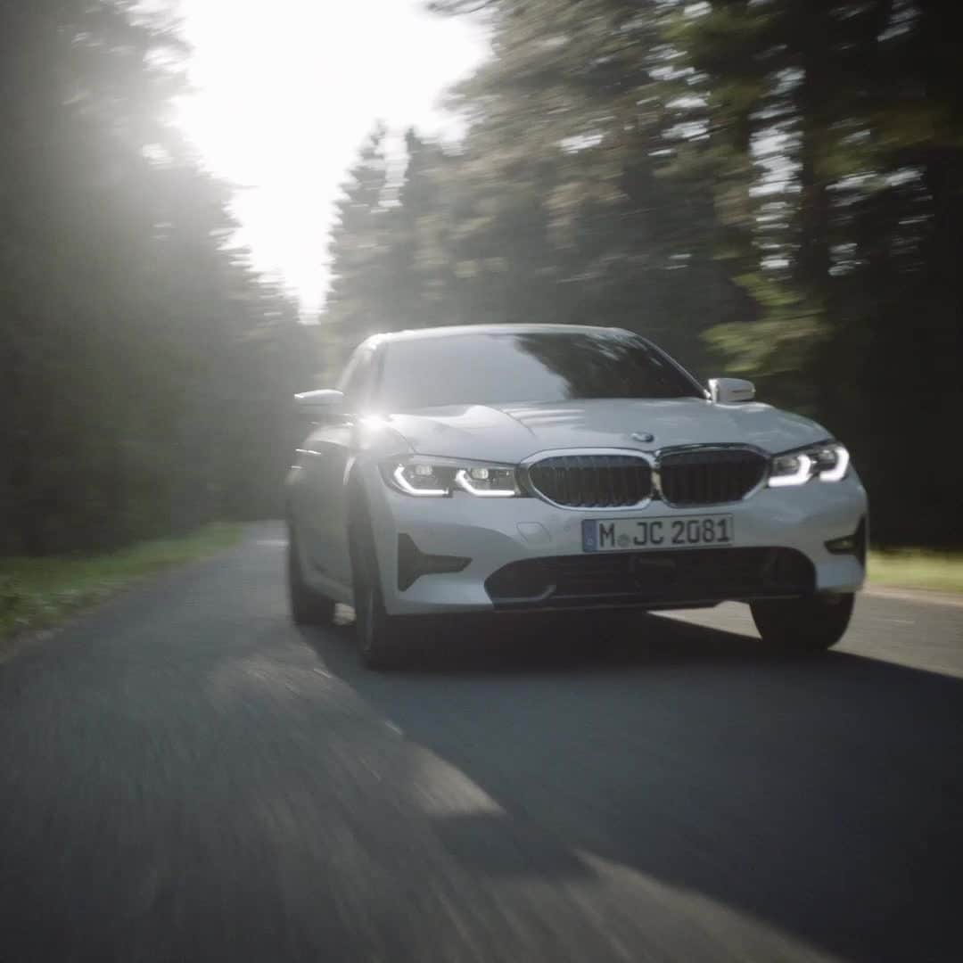 BMWのインスタグラム：「Stop staring and go play. The BMW Plug-in-Hybrid fleet. #unplugandplay #BMW #pluginhybrid #electriccar __ BMW 330e Sedan: Energy consumption in kWh/100 km (combined): 15.4 - 14.8. Fuel consumption in l/100 km (combined): 1.9 - 1.6. CO2 emissions in g/km (combined): 43 - 37. The values of fuel consumptions, CO2 emissions and energy consumptions shown were determined according to the European Regulation (EC) 715/2007 in the version applicable at the time of type approval. The figures refer to a vehicle with basic configuration in Germany and the range shown considers optional equipment and the different size of wheels and tires available on the selected model. The values of the vehicles are already based on the new WLTP regulation and are translated back into NEDC-equivalent values in order to ensure the comparison between the vehicles. [With respect to these vehicles, for vehicle related taxes or other duties based (at least inter alia) on CO2-emissions the CO2 values may differ to the values stated here.] The CO2 efficiency specifications are determined according to Directive 1999/94/EC and the European Regulation in its current version applicable. The values shown are based on the fuel consumption, CO2 values and energy consumptions according to the NEDC cycle for the classification. For further information about the official fuel consumption and the specific CO2 emission of new passenger cars can be taken out of the „handbook of fuel consumption, the CO2 emission and power consumption of new passenger cars“, which is available at all selling points and at https://www.dat.de/angebote/verlagsprodukte/leitfaden-kraftstoffverbrauch.html.」
