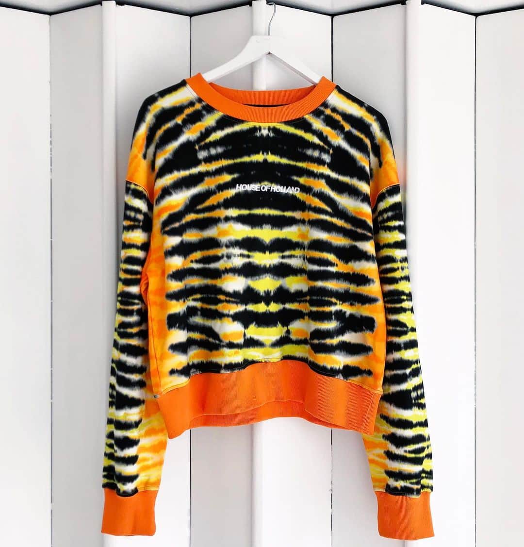 のインスタグラム：「When all you need to do is let the print do the talking. Our latest drop is the Animal Tie Dye Sweatshirt that we are going WILD for! #houseofholland #prefall2019」