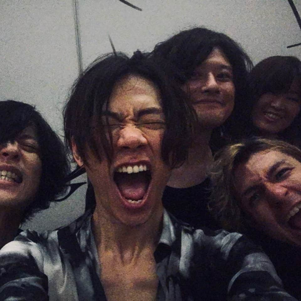 [ALEXANDROS]さんのインスタグラム写真 - ([ALEXANDROS]Instagram)「We💓KL﻿ ﻿ Thanks for having us!﻿ We'll see u guys soon.﻿ ﻿ Yoohei﻿ ﻿ #alexandros ﻿ #sleeplessinkualalumpur ﻿」7月20日 0時14分 - alexandros_official_insta