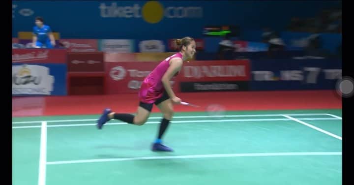 ラチャノック・インタノンのインスタグラム：「I need motorcycle... 🏍🤣🤣 #blibliindonesiaopen2019」