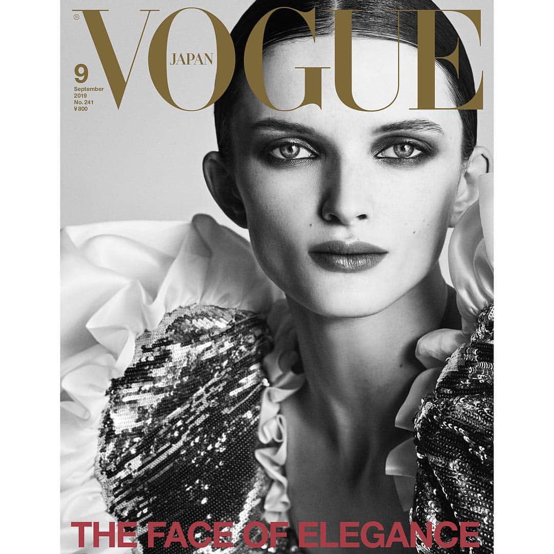 ルイージ&イアンゴさんのインスタグラム写真 - (ルイージ&イアンゴInstagram)「Happy 20th Anniversary 🎉♥️🎊 Vogue Japan with Primrose ♥️ @primrosearcher @voguejapan @luigiandiango @luigimurenu @anna_dello_russo @lloydsimmondsmakeup @saori_vj @yuisugiyama @pg_dmcasting @2bmanagement」7月20日 1時46分 - luigiandiango