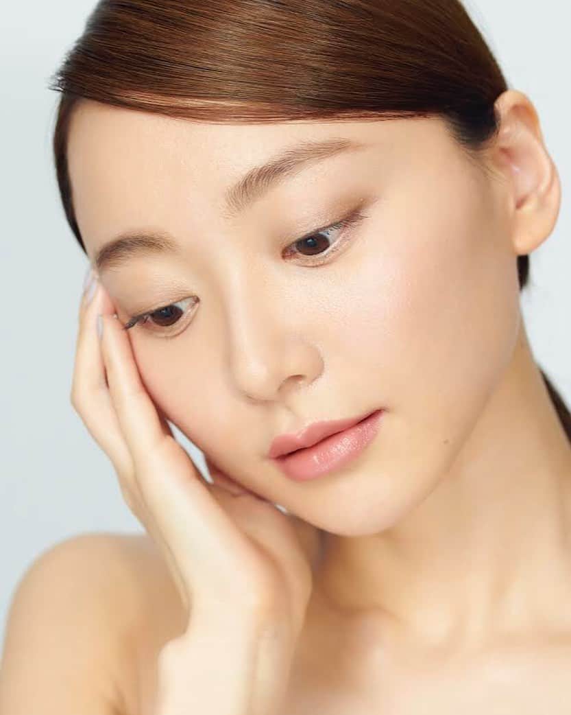 のインスタグラム：「Model: @shokohazz210  Hairmake: @a_k_o_k_o  Photographer: @yamaze24 . . . . . . . . . . . . . . . . . . #tokyo #portrait #beautifulpeople #beautiful #photography #japan #skincare #tamron #nikon #東京 #写真」