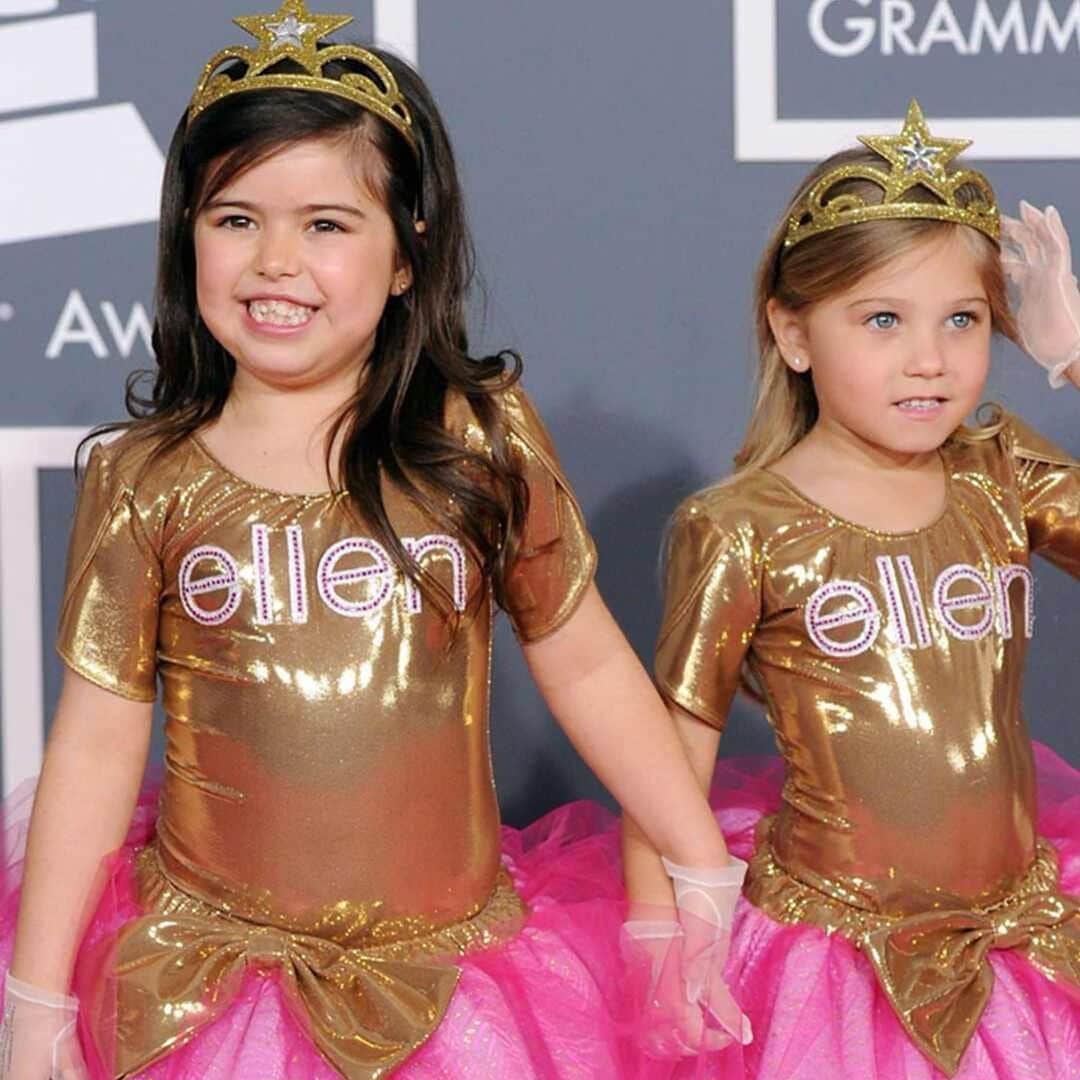 E! Onlineさんのインスタグラム写真 - (E! OnlineInstagram)「𝐄𝐗𝐂𝐋𝐔𝐒𝐈𝐕𝐄: Ready to feel old? Rosie of Sophia Grace & Rosie is 12-years-old and finding her own wings with a song of her own! Link in bio to see what she's up to now, seven years since we were first introduced to her on The Ellen Show. (📷: Getty Images, @rosiergm)」7月20日 2時09分 - enews