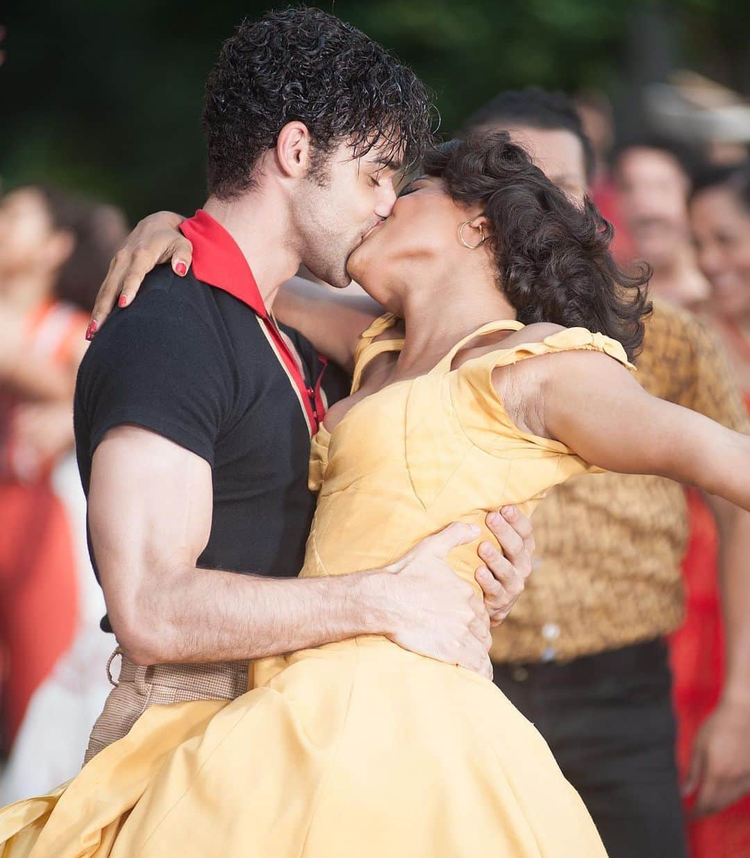 Just Jaredさんのインスタグラム写真 - (Just JaredInstagram)「West Side Story co-stars @arianadebose and @davidalvarez111 film the iconic “America” scene in NYC! #WestSideStory #ArianaDeBose #DavidAlvarez Photos: INSTARimages, SplashNewsOnline」7月20日 12時02分 - justjared