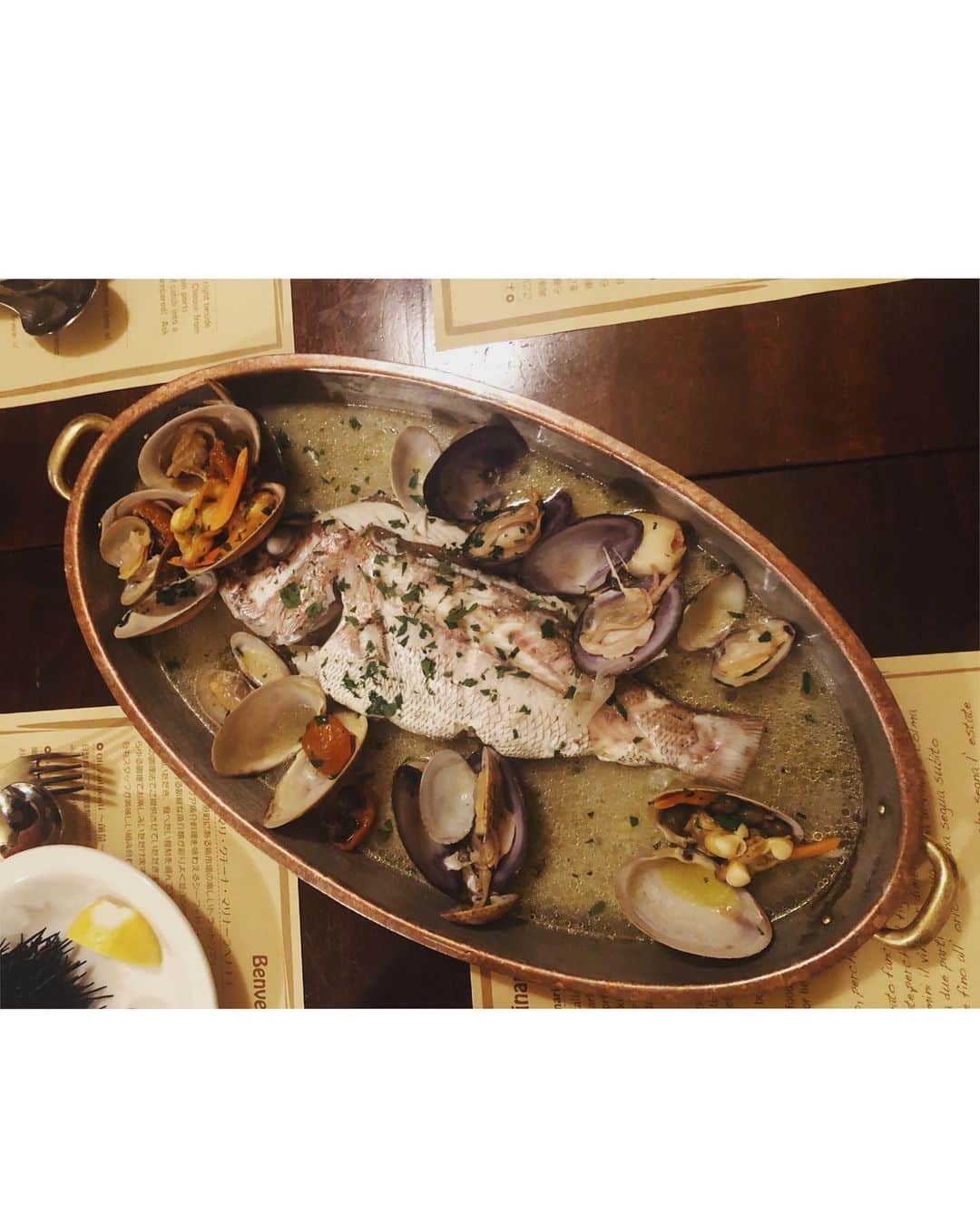 JUNNAさんのインスタグラム写真 - (JUNNAInstagram)「お魚が食べたい日はココ！  美味しいお魚料理と @y7k3 @mmmmmoeco @mayumilifestory 🐟🐡🐠 ・ ・ ・ YOKO おめでとう🥂  #only  #junna🥂」7月20日 12時12分 - junna