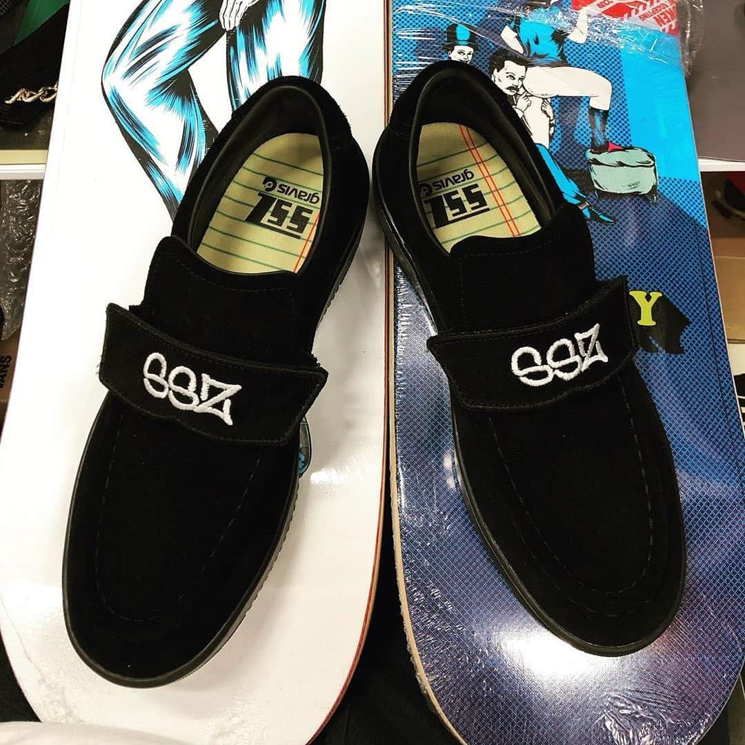 GRAVIS Japanさんのインスタグラム写真 - (GRAVIS JapanInstagram)「7/20発売 gravis x SSZ ”MULTI−LOAFER" #gravis#ssz#beamssurfandsk8 #multiloafer」7月20日 12時08分 - gravisjapan