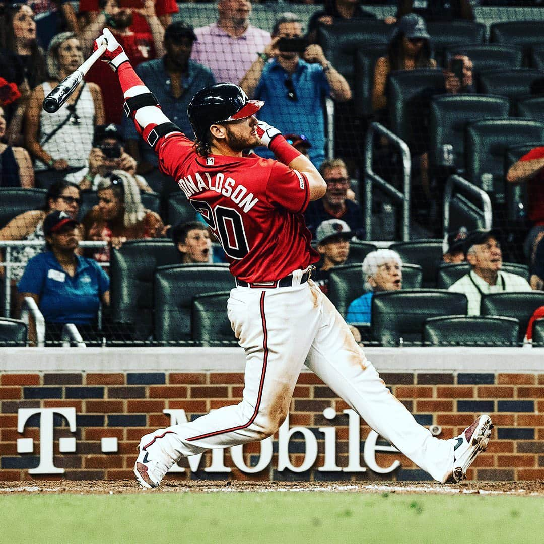 MLBさんのインスタグラム写真 - (MLBInstagram)「Game called due to rain. #walkoff」7月20日 12時13分 - mlb