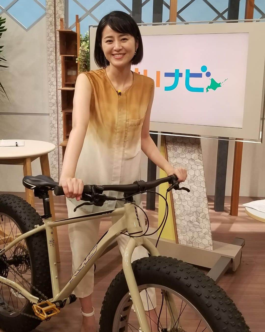 鈴木ちなみさんのインスタグラム写真 - (鈴木ちなみInstagram)「#けいナビ #サイクリング  tops...@locondo_official shoes...@dianashoespress」7月20日 12時13分 - chinami_suzuki0926